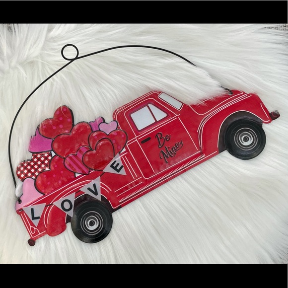 NEW! Valentine Farmhouse Truck Metal & Wooden 2-Piece Sign Lot New Love Gnomes - Picture 3 of 8